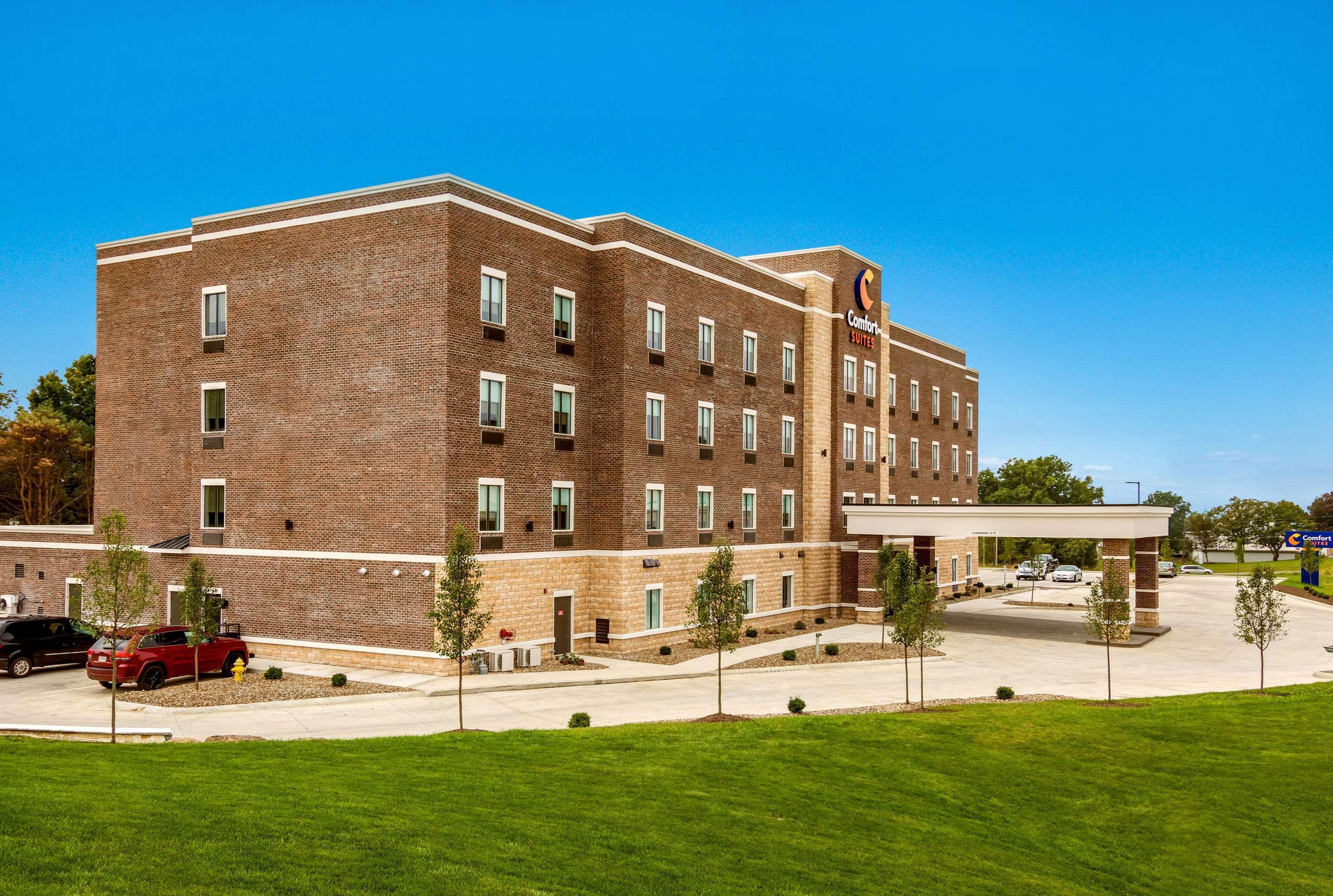 Comfort Suites Wooster Near University Campus Buitenkant foto