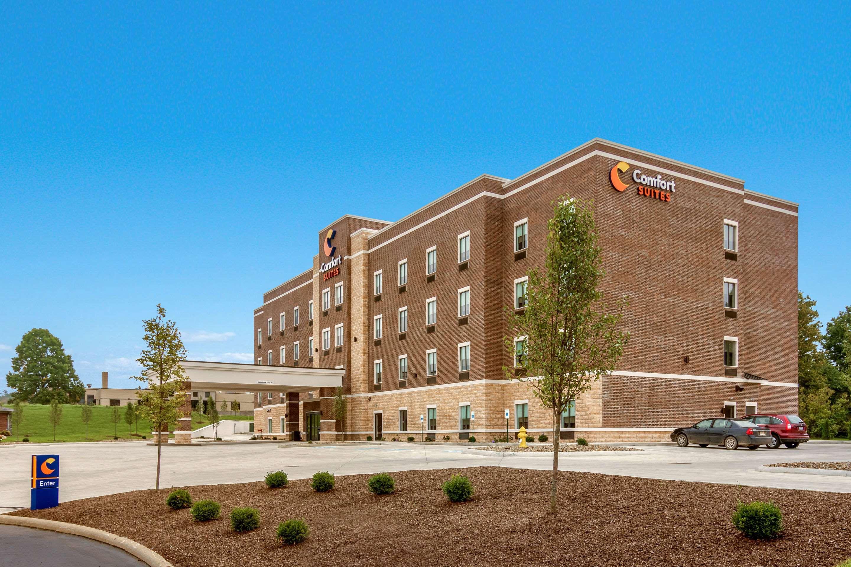 Comfort Suites Wooster Near University Campus Buitenkant foto